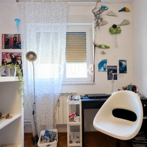 Rijeka, Gornja Vežica, dvosobni stan s dnevnim boravkom, 73m2