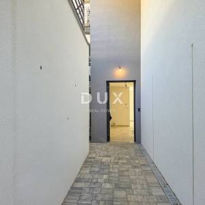Rijeka, Kozala, trosobni stan, 128 m2, bazen, 3 parkinga