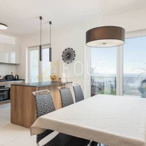 Rijeka, Turnić, 3s+db, 114.75m2, terasa, pogled na more