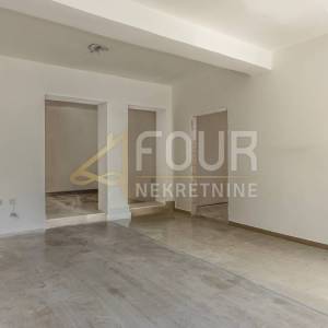 Rijeka, Zamet, 2s+db, 68.70m2, terasa - SAMO KOD NAS !