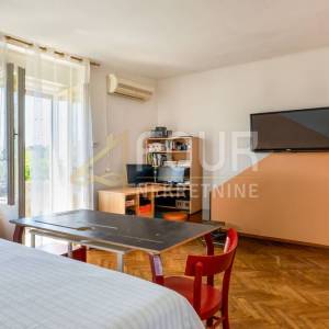Rijeka, Zamet, dvoetažni 3s+db s pogledom na more i apartmanom
