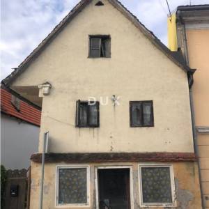 Samobor, centar, dvojna kuća 140m2