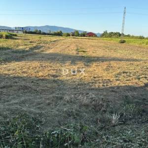 SAMOBOR, STUPNIK - Prodaja zemljišta: priroda, mir i pristupačna cijena