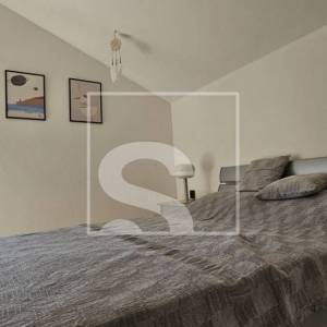 Samostojeća kuća, građevinsko zemljište 4204m2, Loborika