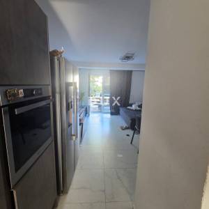 Selce, dvojna kuća 150m2, pogled na more, 3 apartmana, bazen, blizina mora, okućnica 250m2