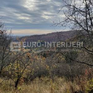Sesvete, Vugrovec, Vinogradska ulica – vikendica 120 m² na parceli 1.395 m²