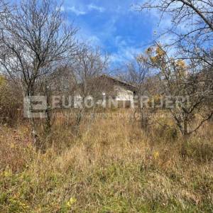 Sesvete, Vugrovec, Vinogradska ulica – vikendica 120 m² na parceli 1.395 m²