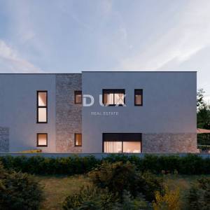 Šibenik, Brodarica, dvojna kuća, 120 m2, 550 metara od mora