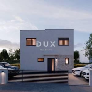 Šibenik, Brodarica, dvojna kuća, 120 m2, 550 metara od mora