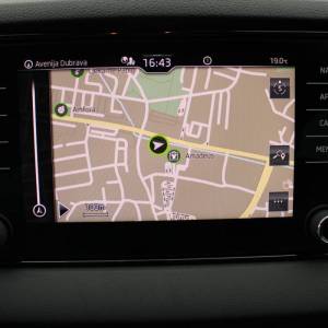 Škoda Karoq 2.0 TDi DSG 4x4 150ks *LED,NAVIGACIJA,KAMERA*
