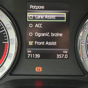 Škoda Karoq 2.0 TDi DSG *LED,NAVIGACIJA,KAMERA*