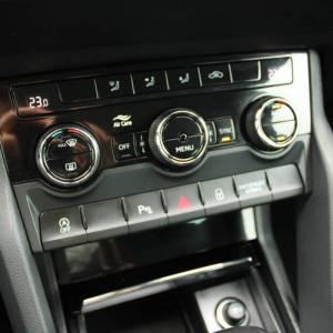 Škoda Karoq 2.0 TDi DSG *LED,NAVIGACIJA,KAMERA*