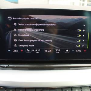 Škoda Octavia 2.0 TDi DSG Style 150ks *LED,NAVIGACIJA,KAMERA*