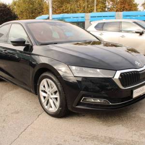 Škoda Octavia 2.0 TDi DSG Style 150ks *LED,NAVIGACIJA,KAMERA*