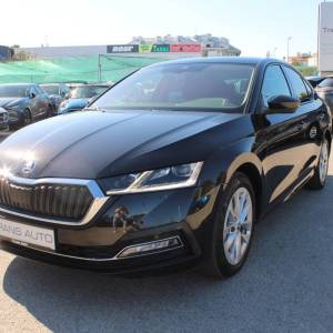 Škoda Octavia 2.0 TDi DSG Style 150ks *LED,NAVIGACIJA,KAMERA* - nije uvoz