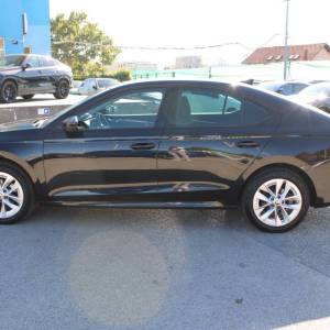 Škoda Octavia 2.0 TDi DSG Style 150ks *LED,NAVIGACIJA,KAMERA* - nije uvoz