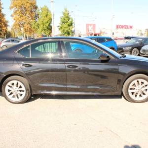 Škoda Octavia 2.0 TDi DSG Style 150ks *LED,NAVIGACIJA,KAMERA* - nije uvoz