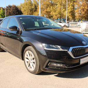 Škoda Octavia 2.0 TDi DSG Style 150ks *LED,NAVIGACIJA,KAMERA* - nije uvoz