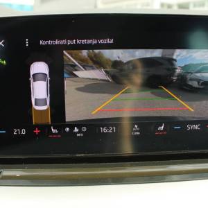Škoda Octavia 2.0 TDi DSG Style 150ks *LED,NAVIGACIJA,KAMERA*
