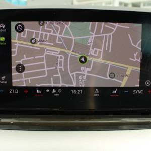 Škoda Octavia 2.0 TDi DSG Style 150ks *LED,NAVIGACIJA,KAMERA*