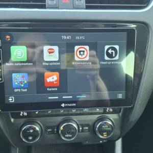 Škoda Octavia Combi 2.0 TDI | DSG | navigacija | kamera | parking senzori