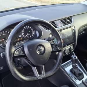Škoda Octavia Combi 2.0 TDI | DSG | navigacija | kamera | parking senzori