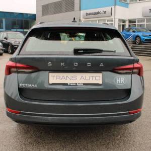 Škoda Octavia Combi 2.0 TDi *LED,NAVIGACIJA*