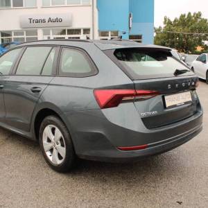 Škoda Octavia Combi 2.0 TDi *LED,NAVIGACIJA*