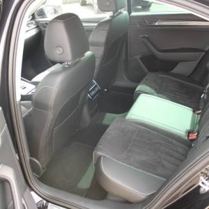 Škoda Superb 2.0 TDi DSG 4x4 Premium *NAVIGACIJA, LED, KAMERA*