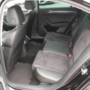 Škoda Superb 2.0 TDi DSG 4x4 Premium 200ks *NAVIGACIJA, LED, KAMERA*-nije uvoz
