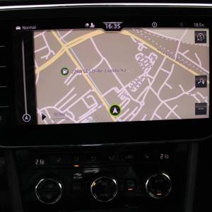 Škoda Superb 2.0 TDi DSG 4x4 Premium 200ks *NAVIGACIJA, LED, KAMERA*-nije uvoz