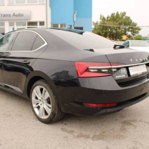 Škoda Superb 2.0 TDi DSG 4x4 Premium 200ks *NAVIGACIJA, LED, KAMERA*-nije uvoz