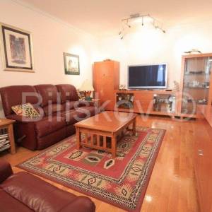 Split, Žnjan prodaja stan 93 m2 + 2 garaže