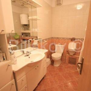 Split, Žnjan prodaja stan 93 m2 + 2 garaže