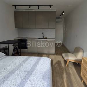 Split Žnjan studio apartman dugoročan najam
