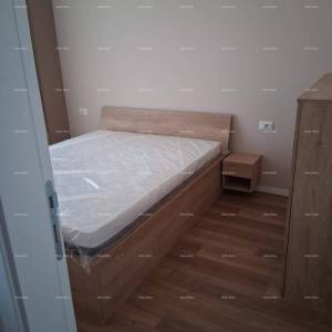 Stan u centru Pule – novogradnja, namješten. Marulićeva ulica.