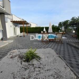 Sukošan, Debeljak, turistički resort, 1.630 m²