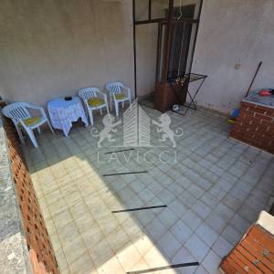 Sutomišćica, Ugljan I Samostojeća kuća 284 m² s okućnicom, blizu mora