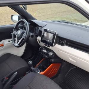 Suzuki Ignis 1.2 | LED | navigacija | kamera | grijana sjedala