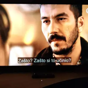 Televizor 4K UHD rezolucije HDR led 55" 140cm