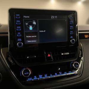 Toyota Corolla 2.0 HYBRID - 3 godine jamstva