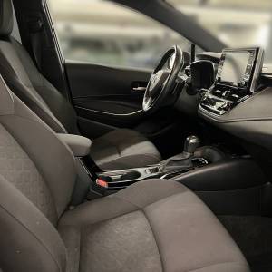 Toyota Corolla 2.0 HYBRID - 3 godine jamstva