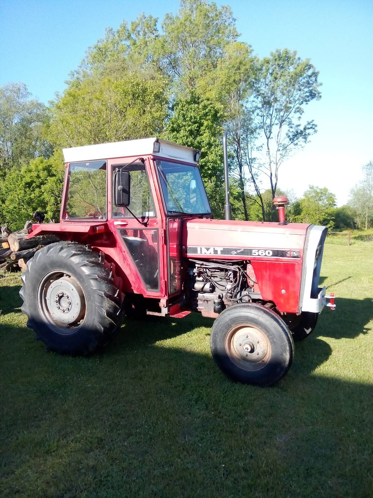 Traktor IMT 560