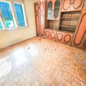 VARAŽDIN: kuća i zemljište 738 m² – Zona S4 (do 4 stana)