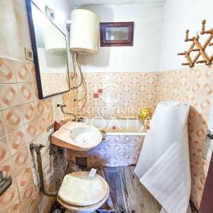 VARAŽDIN: kuća i zemljište 738 m² – Zona S4 (do 4 stana)
