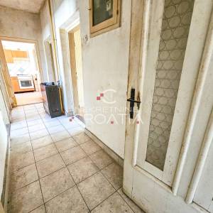 VARAŽDIN: kuća i zemljište 738 m² – Zona S4 (do 4 stana)