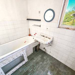 VARAŽDIN: kuća i zemljište 738 m² – Zona S4 (do 4 stana)