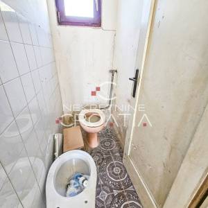 VARAŽDIN: kuća i zemljište 738 m² – Zona S4 (do 4 stana)