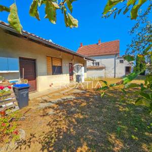VARAŽDIN: kuća i zemljište 738 m² – Zona S4 (do 4 stana)