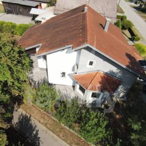 VAŠ NOVI DOM U SRCU GAREŠNICE ODLIČNA LOKACIJA I BEZ ULAGANJA